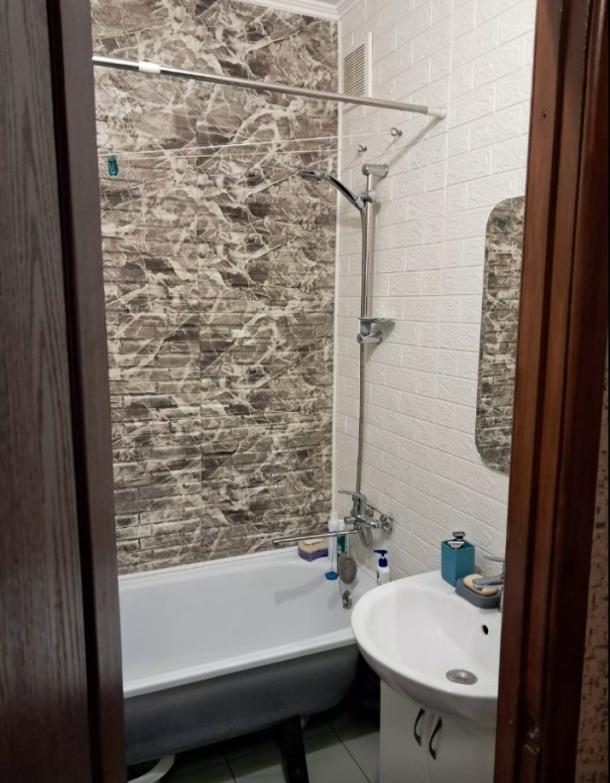 Квартира, 2-кімн., Харьков, Павловка, Лопанская ул.