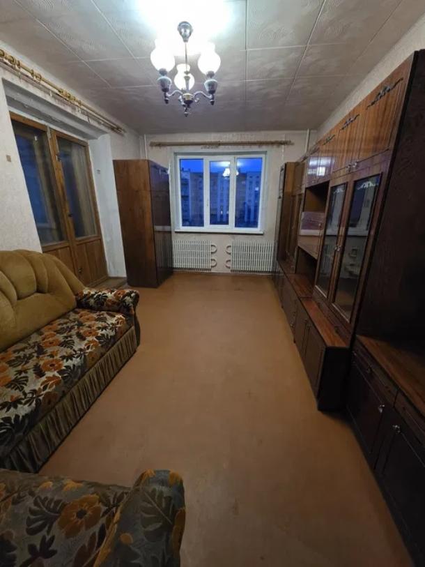 Квартира, 2-кімн., Харьков, Рогань жилмассив, Луи Пастера