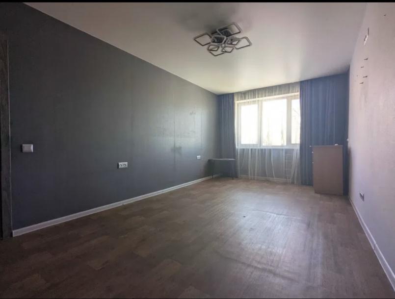 Квартира, 3-кімн., Харьков, 531м/р, Бучмы