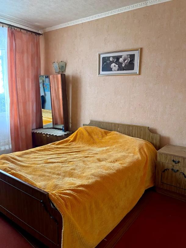 Квартира, 3-кімн., Харьков, 522м/р, Академика Барабашова