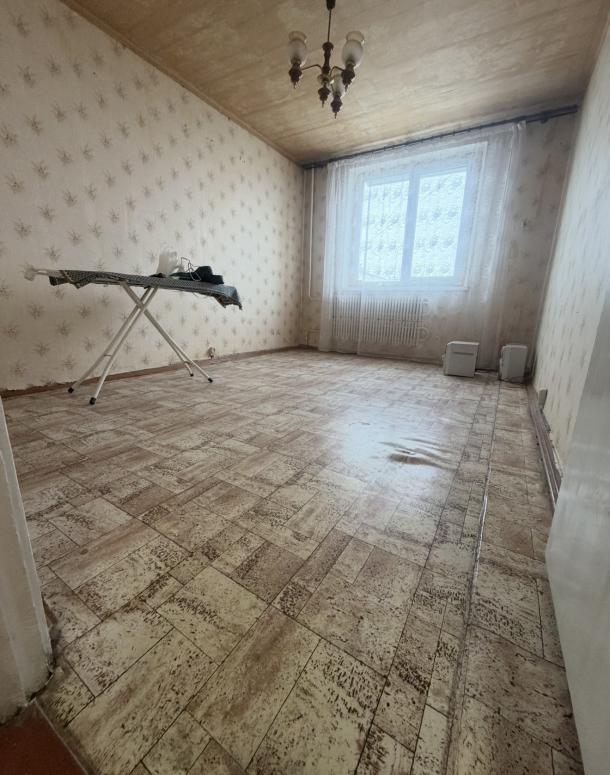 Квартира, 3-кімн., Харьков, Горизонт, Героев Харькова пр-т