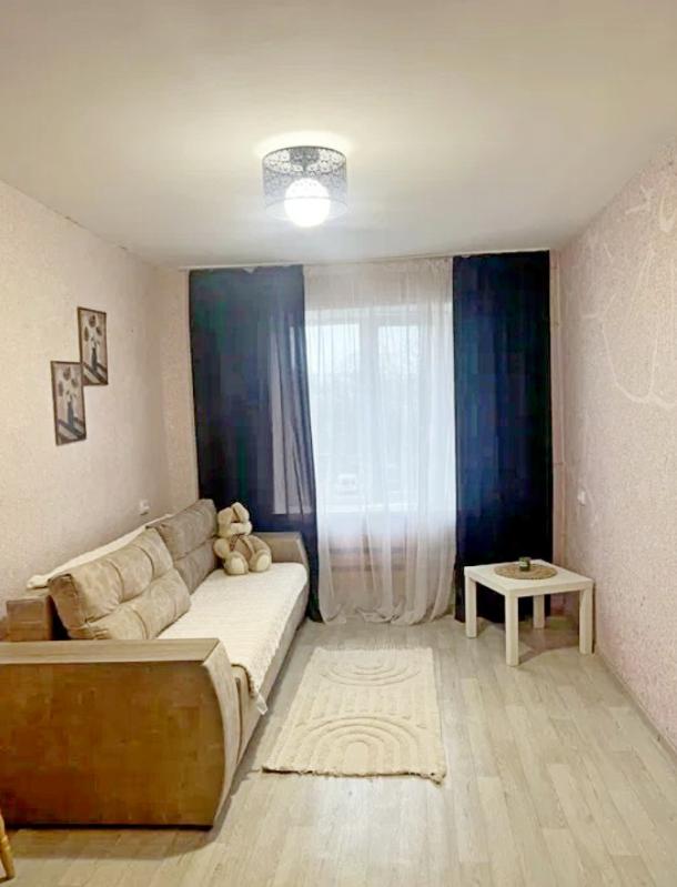 Комната, Чугуев, Чугуевский район, Красноманежная (Якира)