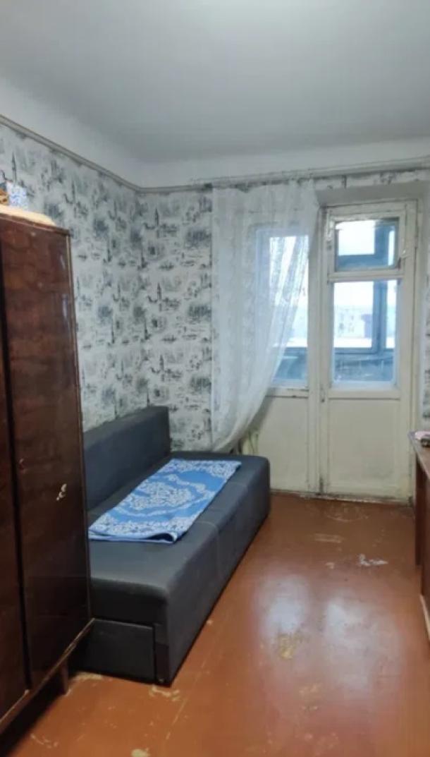 Квартира, 3-кімн., Харьков, Основа, Валдайская