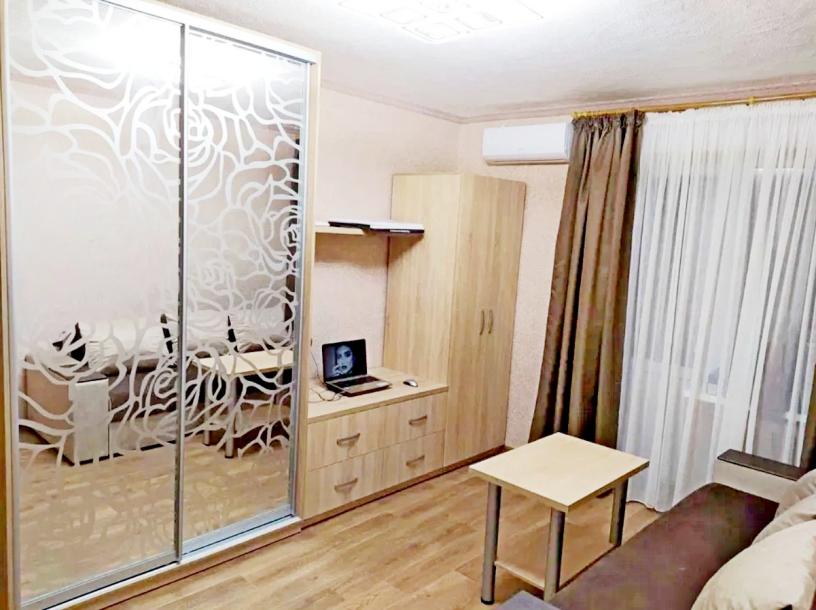 Квартира, 2-кімн., Коротыч, Харьковский район