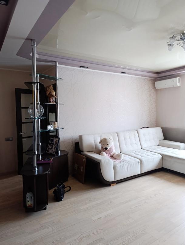 Квартира, 2-кімн., Харьков, Пятихатки, Академика Курчатова проспект