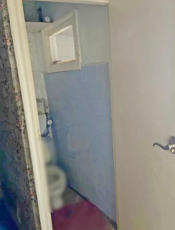 Квартира, 2-кімн., Змиев, Чугуевский район, Железнодорожный пер.