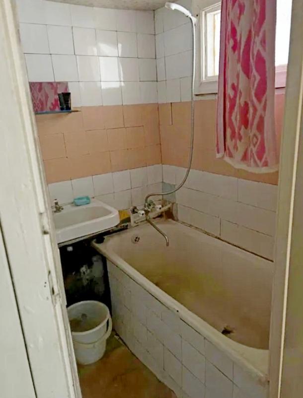 Квартира, 2-кімн., Змиев, Чугуевский район, Железнодорожный пер.