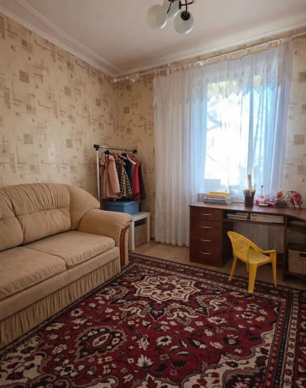 Квартира, 4-кімн., Харьков, Пятихатки, Академика Курчатова проспект