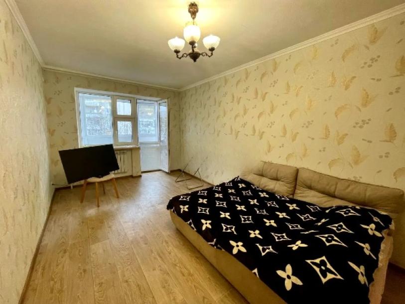 Квартира, 1-кімн., Харьков, Павлово Поле, Деревянко