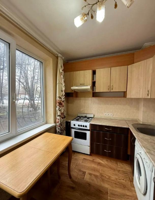 Квартира, 1-кімн., Харьков, 533м/р, Непокоренных (Героев Труда)