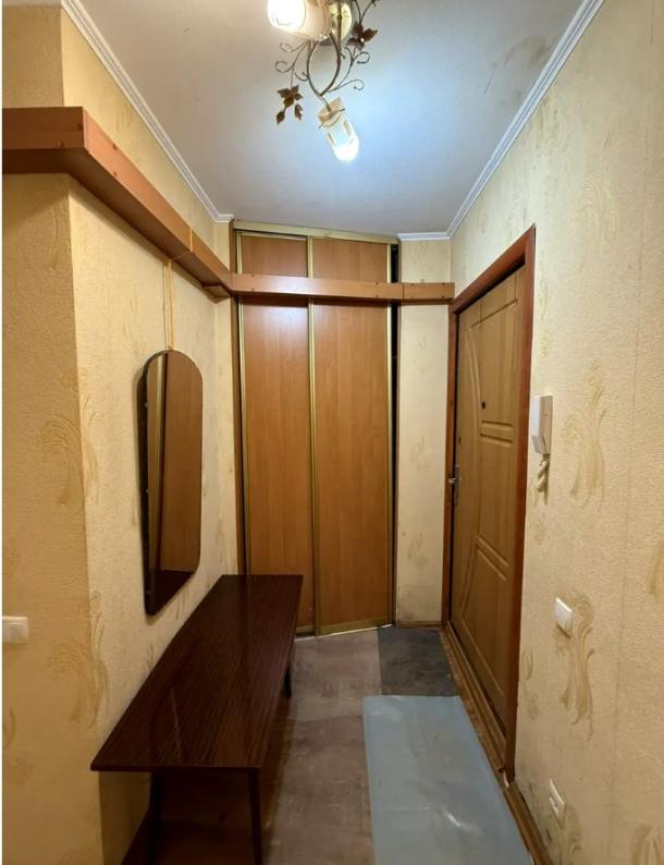 Квартира, 1-кімн., Харьков, 533м/р, Непокоренных (Героев Труда)