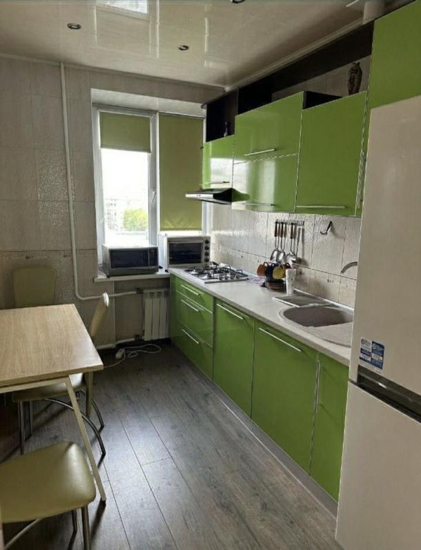 Квартира, 2-кімн., Харьков, Сосновая горка, Космическая