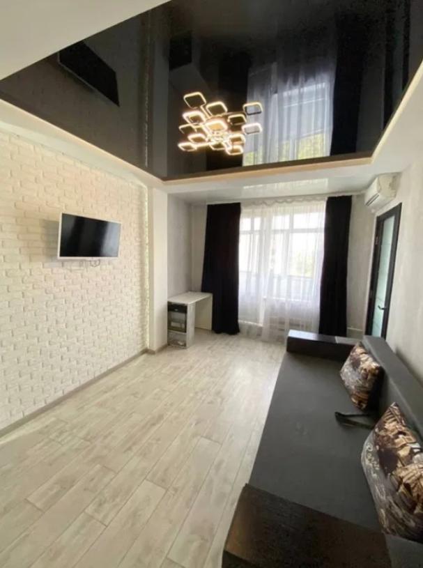 Квартира, 1-кімн., Харьков, Гагарина метро , Аэрокосмический просп. (Гагарина проспект)