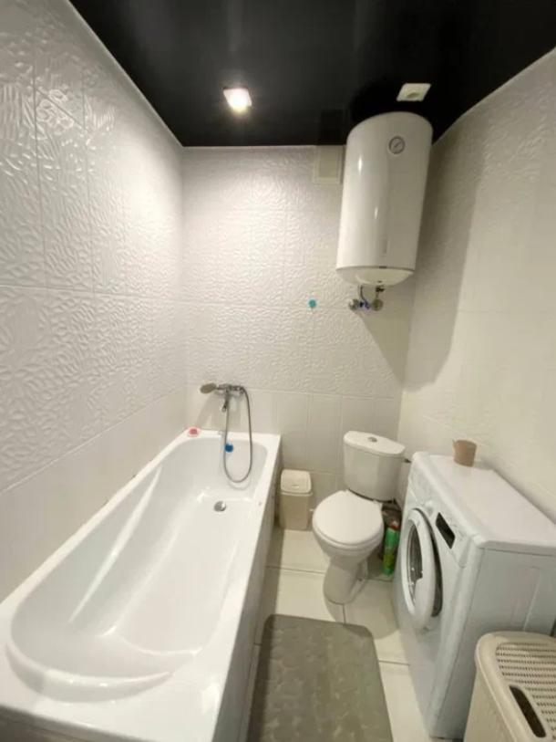 Квартира, 1-кімн., Харьков, Гагарина метро , Аэрокосмический просп. (Гагарина проспект)