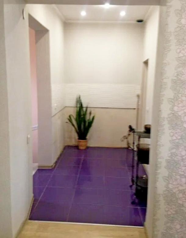 Квартира, 3-кімн., Харьков, Южный Вокзал, Полтавский Шлях