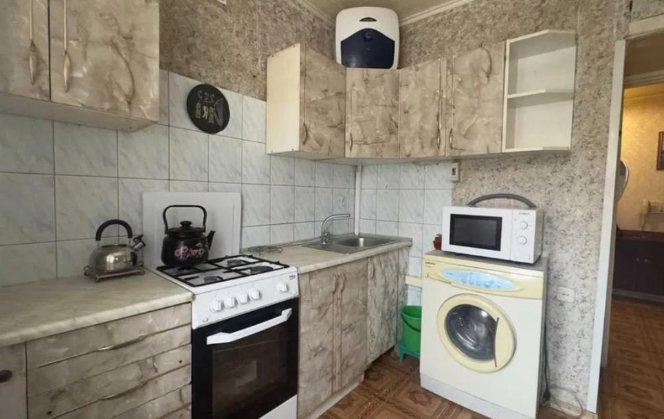 Квартира, 2-кімн., Харьков, Павлово Поле, 23 Августа пер.