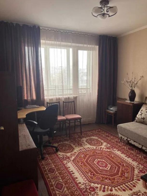 Квартира, 2-кімн., Харьков, Алексеевка, Ахсарова