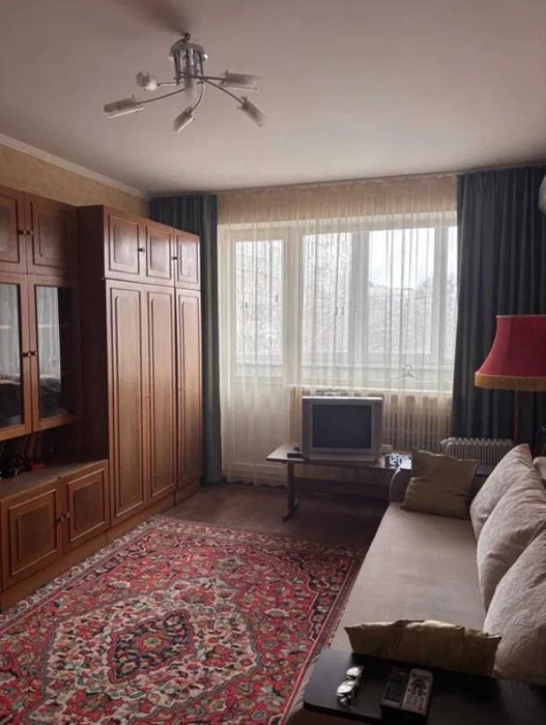 Квартира, 2-кімн., Харьков, Алексеевка, Ахсарова