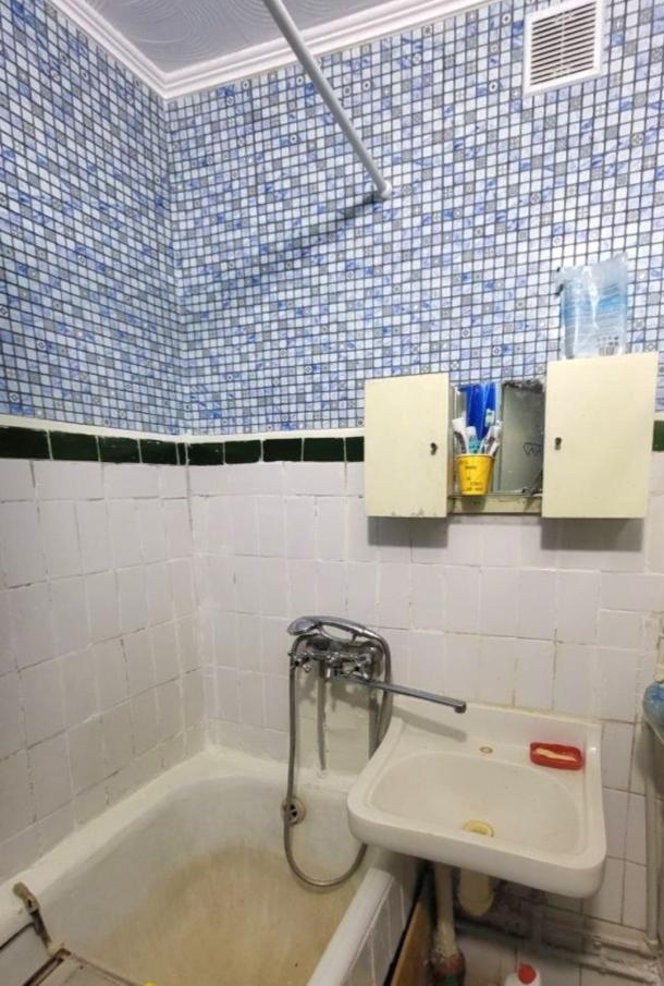 Квартира, 3-кімн., Харьков, 533м/р, Непокоренных (Героев Труда)