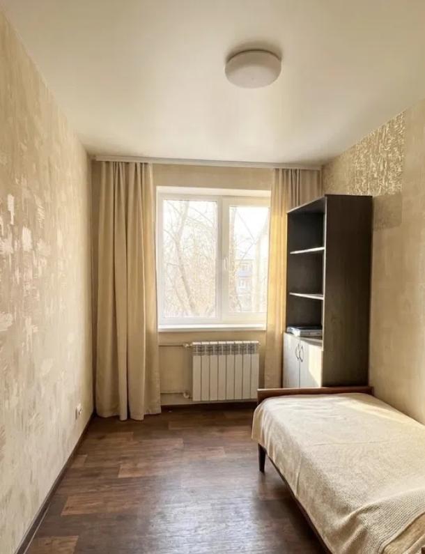 Квартира, 3-кімн., Харьков, 608м/р, Гвардейцев Широнинцев