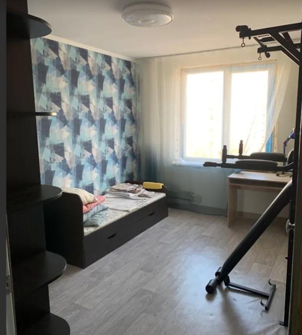 Квартира, 3-кімн., Харьков, 522м/р, Академика Павлова