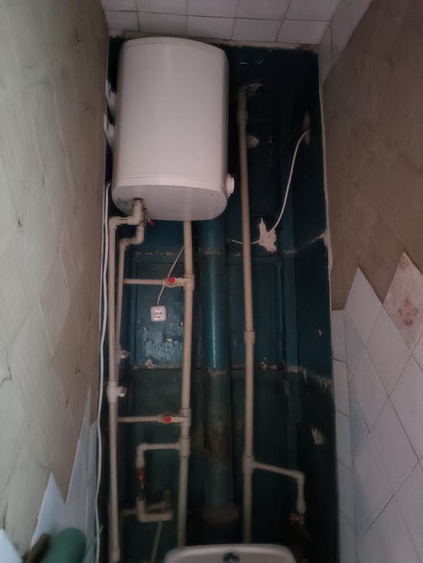 Квартира, 3-кімн., Харьков, Алексеевка, Ахсарова