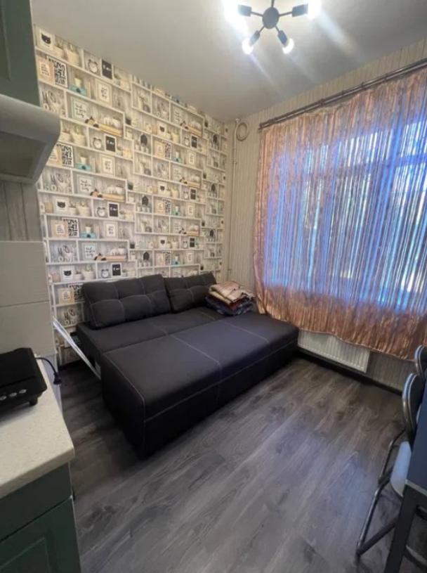 Гостинка, Харьков, Защитников Украины метро, Богдана Хмельницкого