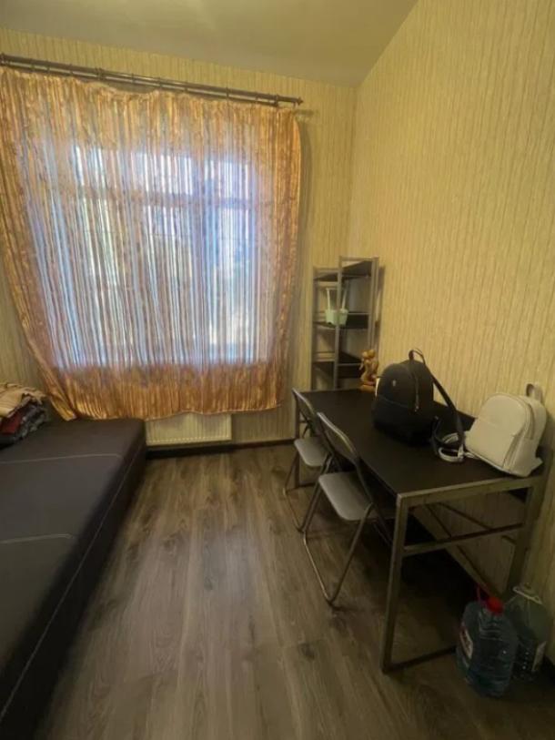 Гостинка, Харьков, Защитников Украины метро, Богдана Хмельницкого