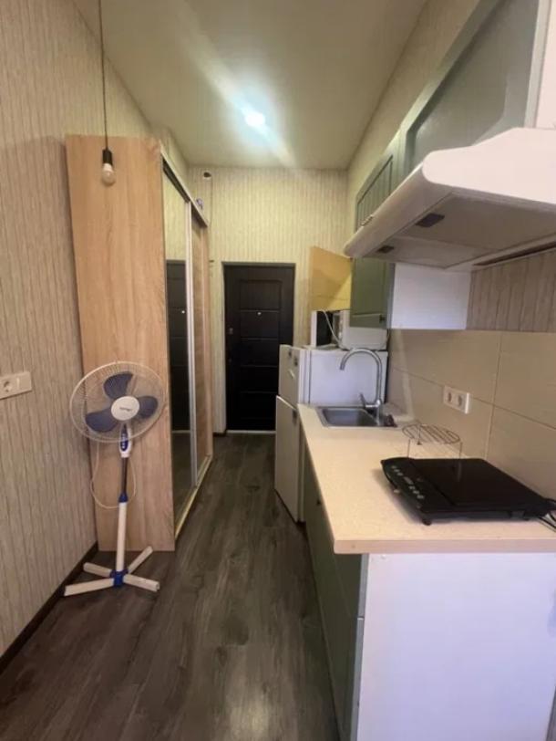 Гостинка, Харьков, Защитников Украины метро, Богдана Хмельницкого