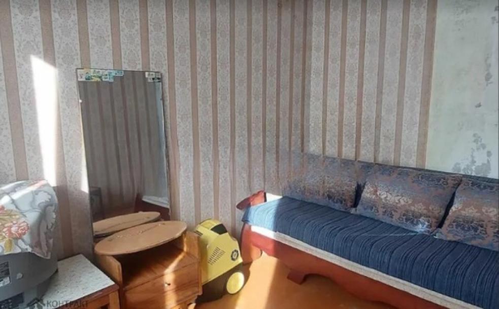 Квартира, 2-кімн., Харьков, 606м/р, Непокоренных (Героев Труда)