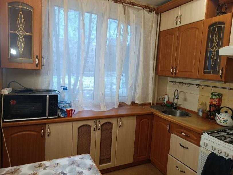 Квартира, 3-кімн., Харьков, 531м/р, Гвардейцев Широнинцев