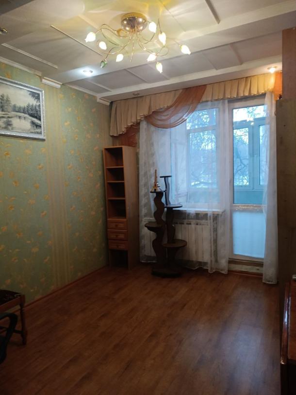 Квартира, 3-кімн., Харьков, 531м/р, Гвардейцев Широнинцев