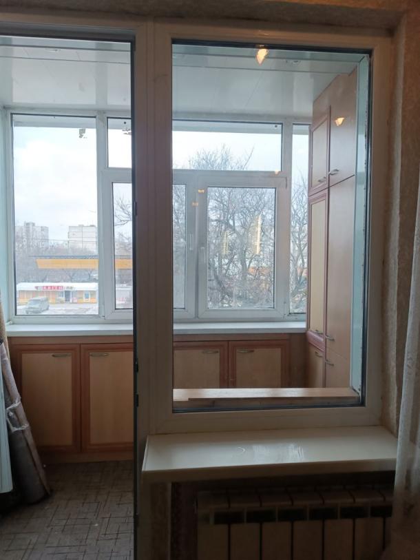 Квартира, 3-кімн., Харьков, 531м/р, Гвардейцев Широнинцев