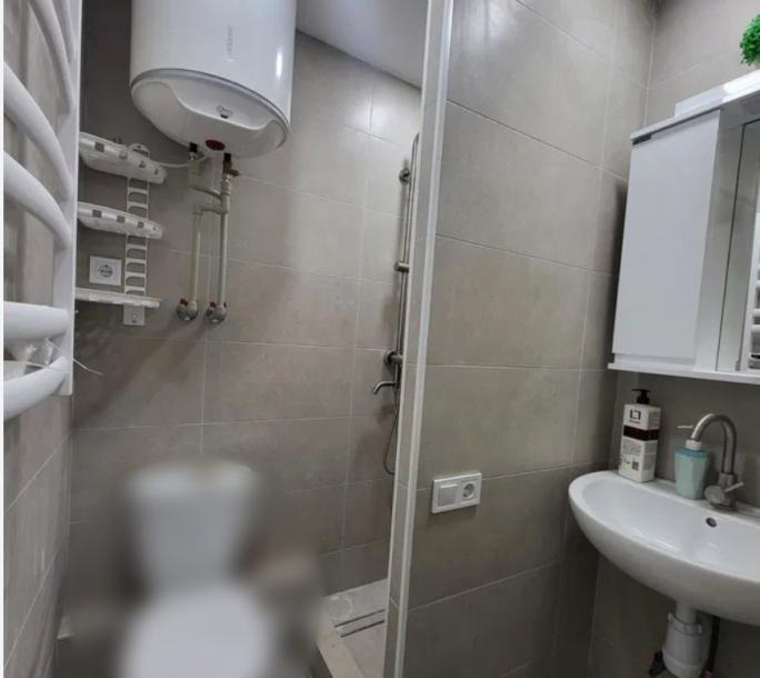 Квартира, 1-кімн., Харьков, Павлово Поле, 23 Августа