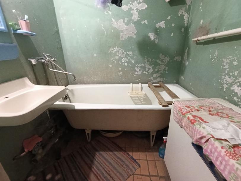 Квартира, 3-кімн., Харьков, 520м/р, Гвардейцев Широнинцев