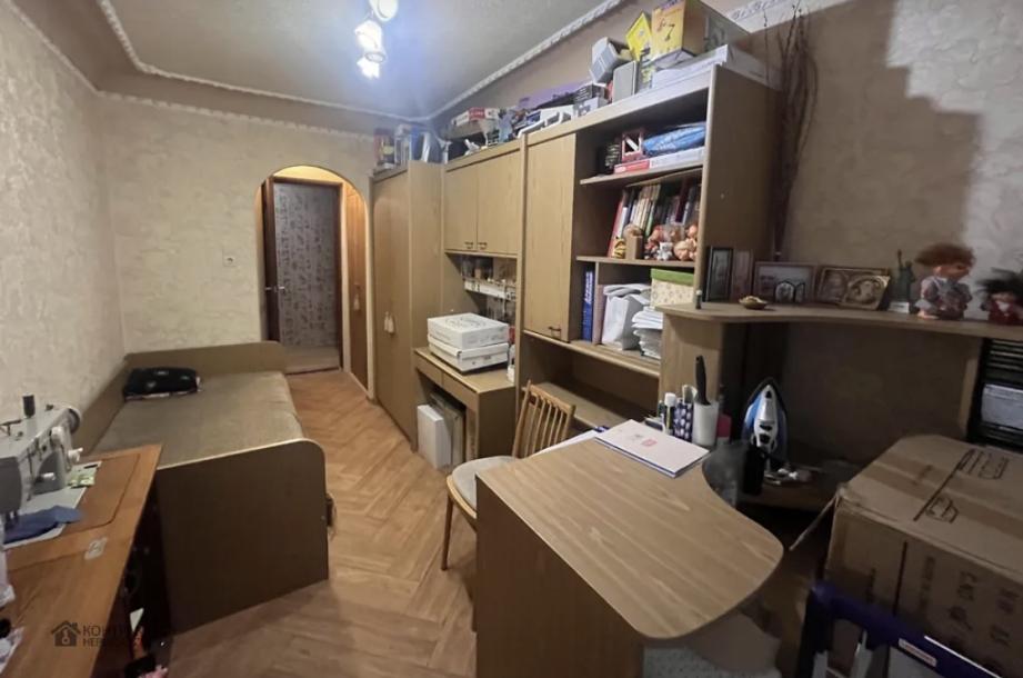 Квартира, 3-кімн., Харьков, Новые Дома, Ощепкова