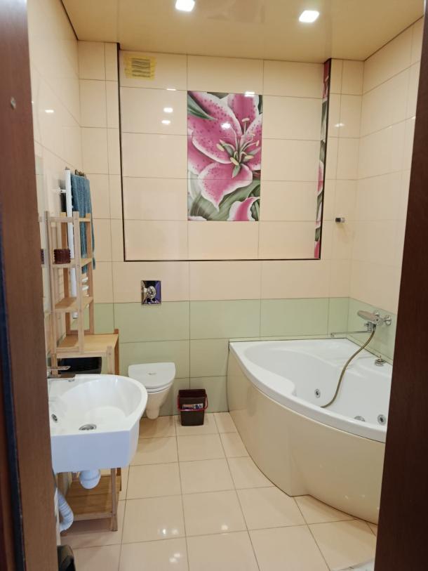 Квартира, 2-кімн., Харьков, Защитников Украины метро, Героев Харькова пр-т