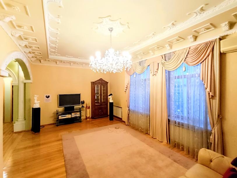 Квартира, 4-кімн., Харьков, Нагорный, Сумская