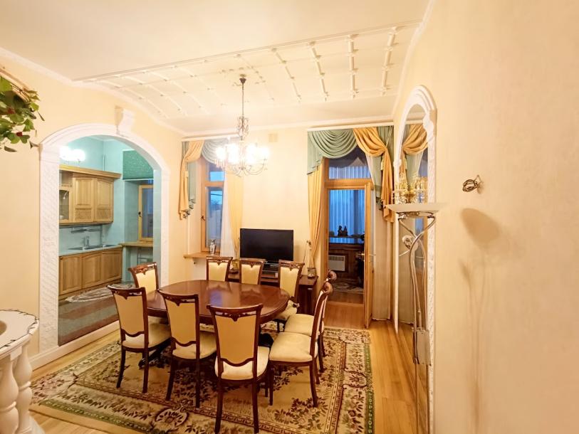 Квартира, 4-кімн., Харьков, Нагорный, Сумская