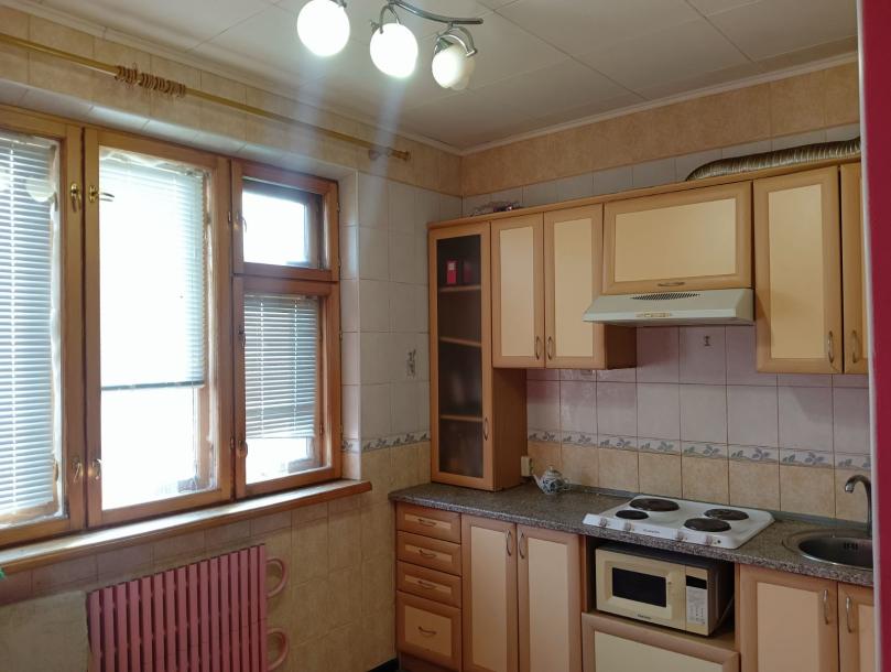 Квартира, 2-кімн., Харьков, Алексеевка, Архитекторов