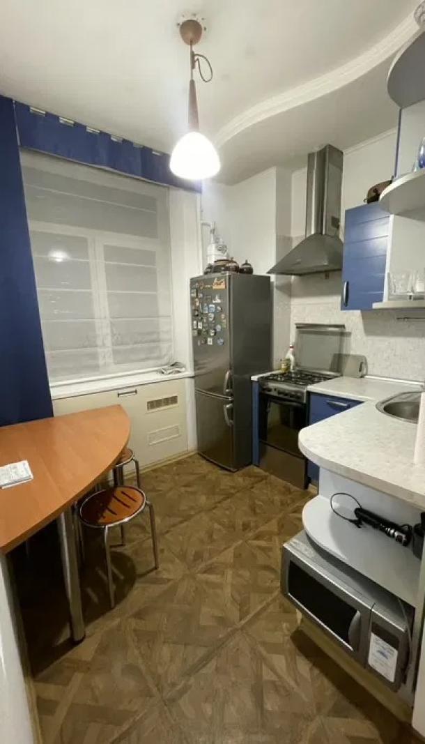 Квартира, 2-кімн., Харьков, ХТЗ, Мира