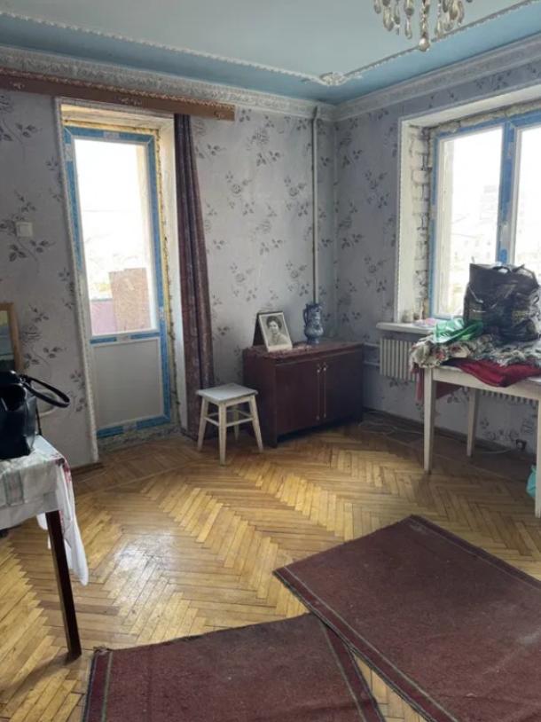 Квартира, 3-кімн., Харьков, Новожаново, Академика Богомольца