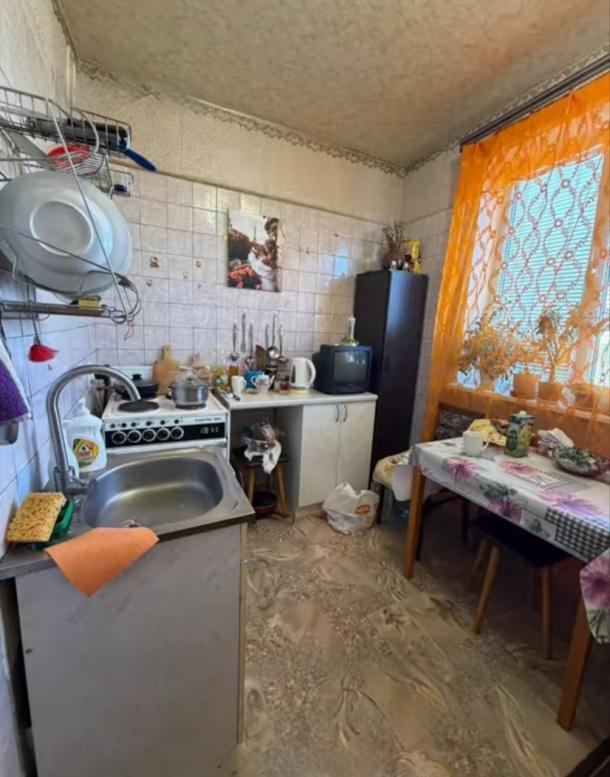 Квартира, 1-кімн., Харьков, 533м/р, Непокоренных (Героев Труда)