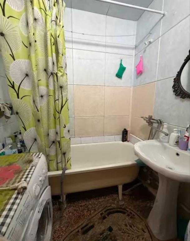 Квартира, 1-кімн., Харьков, 533м/р, Непокоренных (Героев Труда)