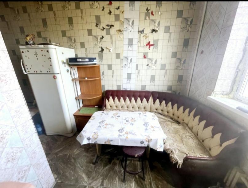 Квартира, 3-кімн., Харьков, Горизонт, Ростовская