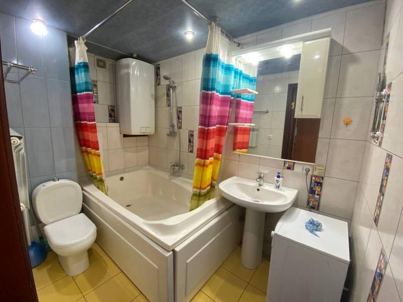 Квартира, 3-кімн., Харьков, Холодная Гора, Ильинская