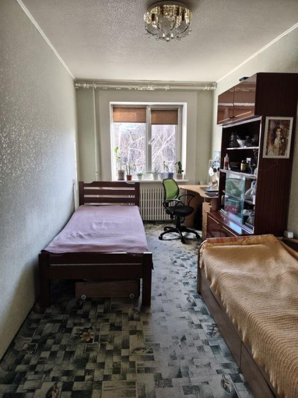 Квартира, 2-кімн., Харьков, 603м/р, Тракторостроителей просп.