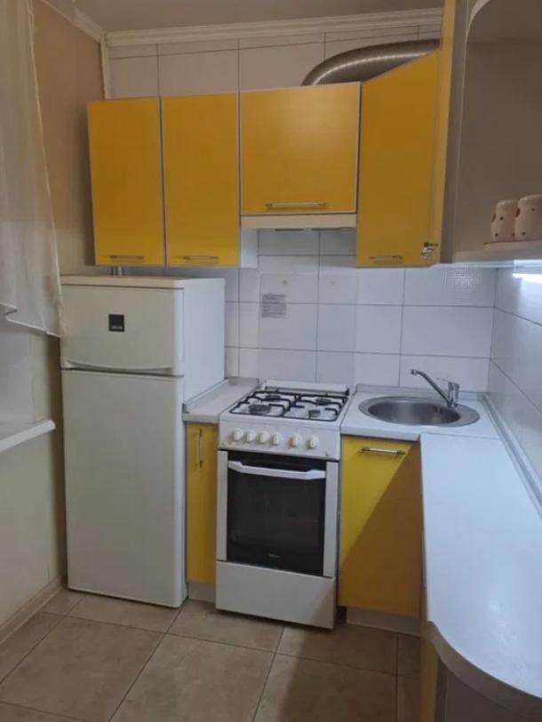 Квартира, 1-кімн., Харьков, 522м/р, Академика Павлова