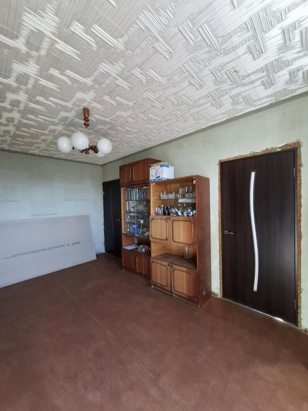 Квартира, 4-кімн., Харьков, 606м/р, Непокоренных (Героев Труда)