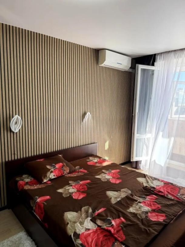 Квартира, 3-кімн., Харьков, 605м/р, Тракторостроителей просп.